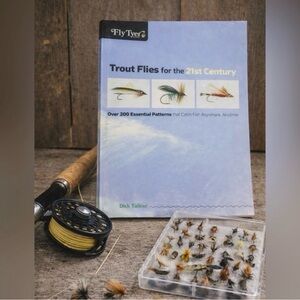 COPY - BOOK Trout Flies for the 21st Century Over 200 Essential Patterns Fishing